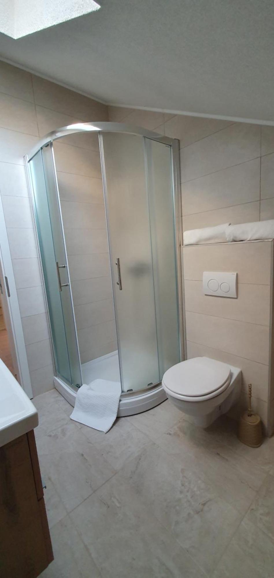 And Zvjezdana Apartment *