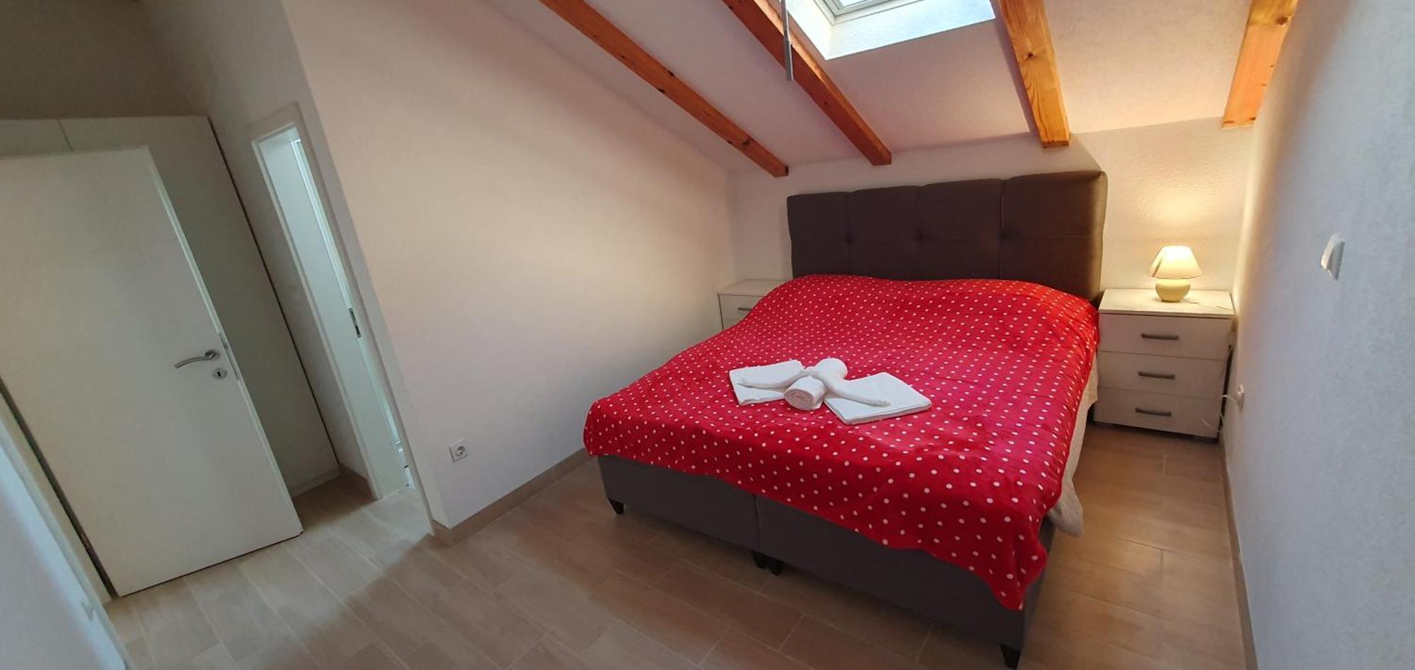And Zvjezdana Apartment