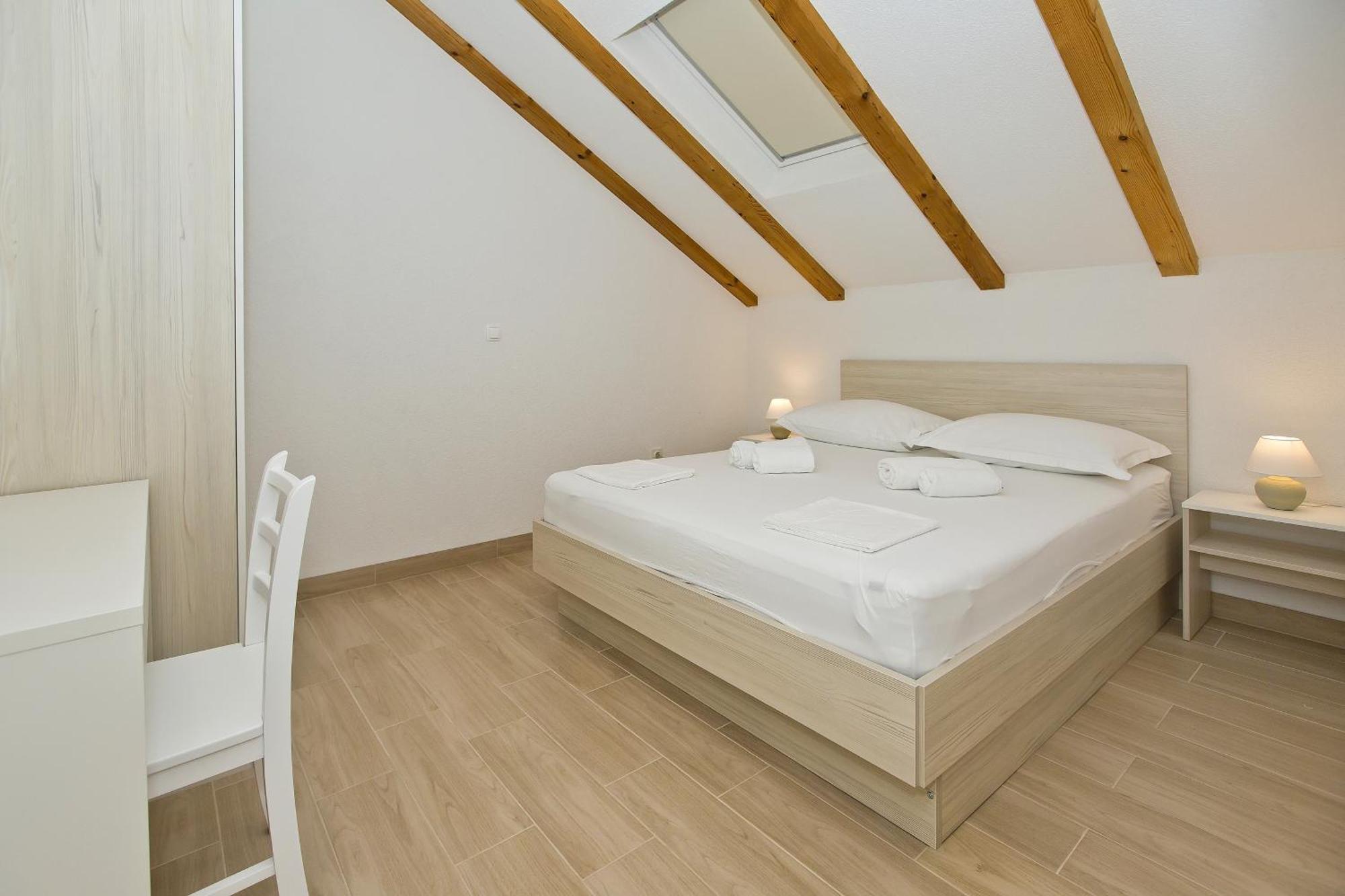 Apartament And Zvjezdana